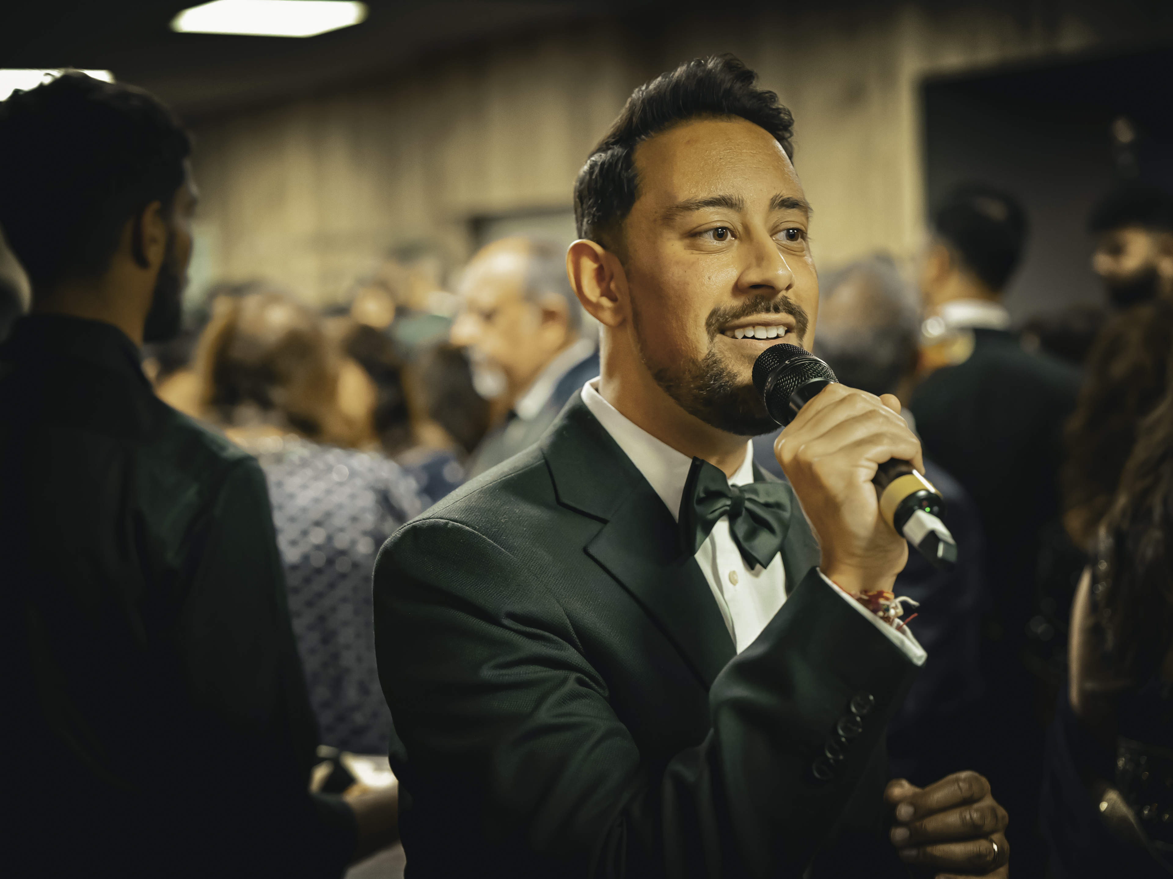 Singing Hero